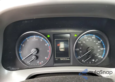 2018 Toyota Rav4 Adventure из США, поврежденный, VIN 2T3RFREV3JW774612